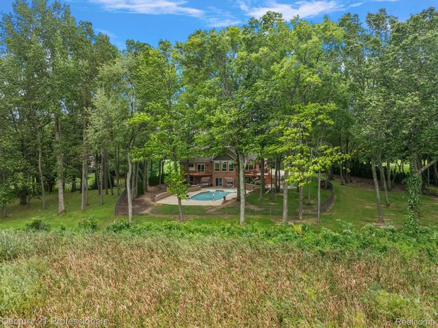 12120 SHAFFER Road, Springfield Twp, MI 48350