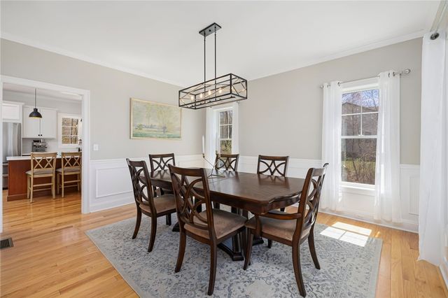 25 Kristin Drive, Cranston, RI 02921