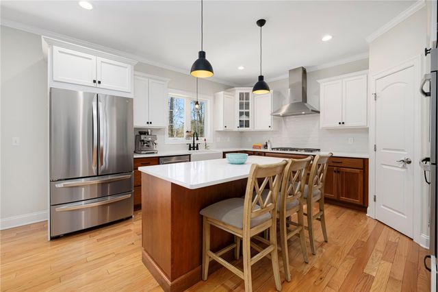 25 Kristin Drive, Cranston, RI 02921