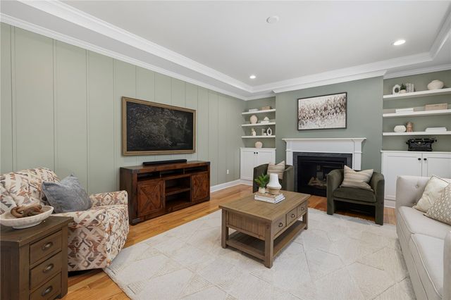 25 Kristin Drive, Cranston, RI 02921