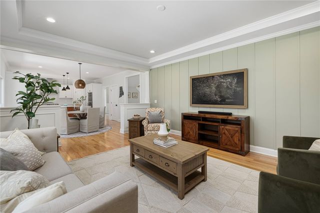 25 Kristin Drive, Cranston, RI 02921