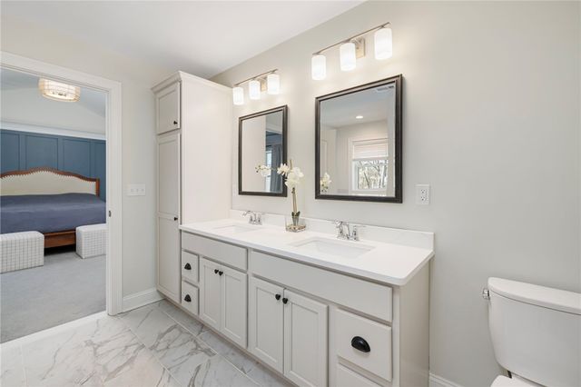 25 Kristin Drive, Cranston, RI 02921