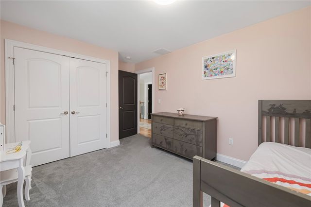 25 Kristin Drive, Cranston, RI 02921