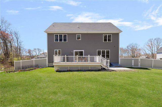 25 Kristin Drive, Cranston, RI 02921