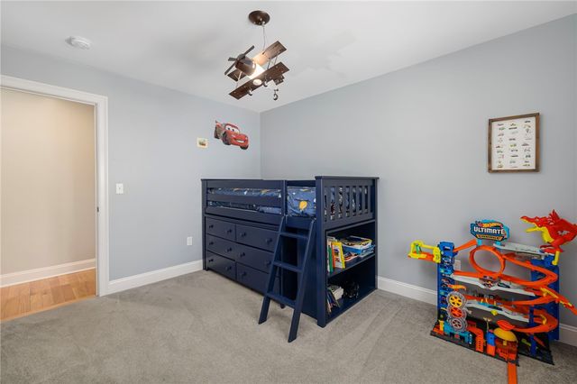 25 Kristin Drive, Cranston, RI 02921