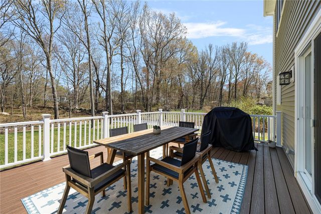 25 Kristin Drive, Cranston, RI 02921