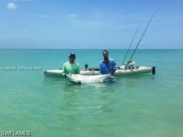 1110 Artic St E, Lehigh Acres, FL 33974