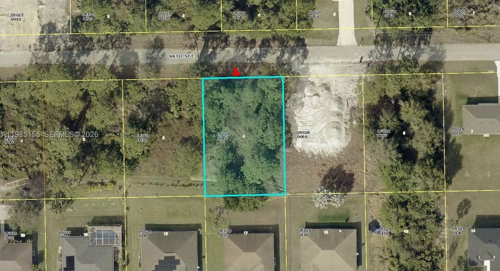 1110 Artic St E, Lehigh Acres, FL 33974