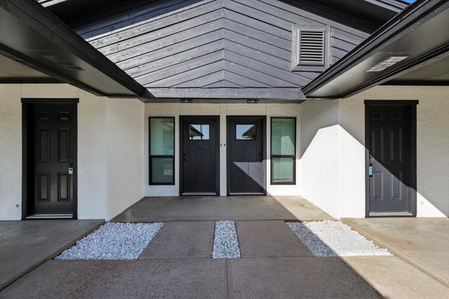 132 Meador Lane, Burleson, TX 76028