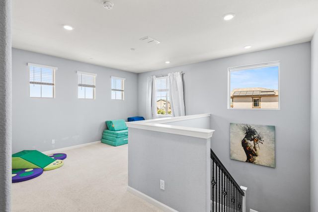 3627 Edington Dr, Rancho Cordova, CA 95742