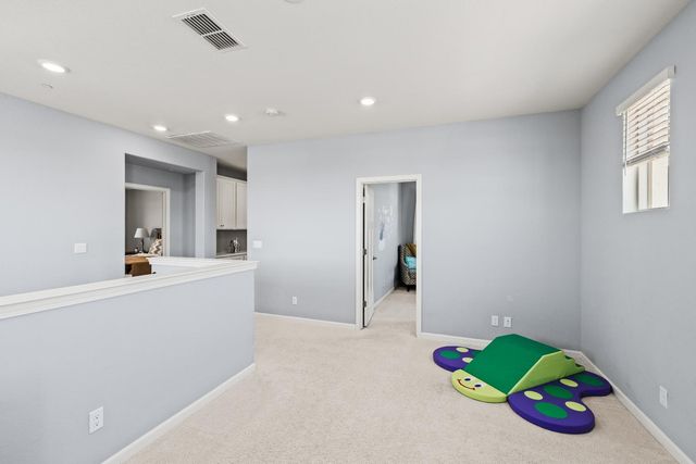 3627 Edington Dr, Rancho Cordova, CA 95742