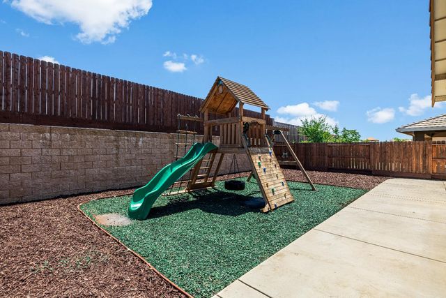 3627 Edington Dr, Rancho Cordova, CA 95742