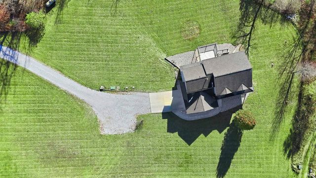 16902 Prine Road, Yoder, IN 46798