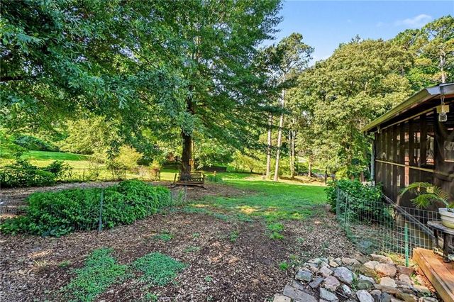 7429 Westwood Road, Douglasville, GA 30134