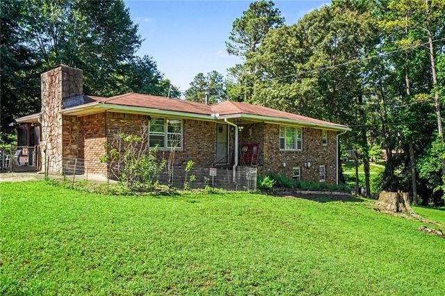 7429 Westwood Road, Douglasville, GA 30134