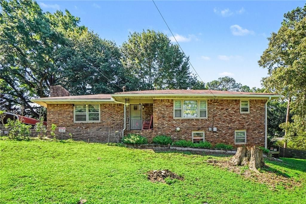 7429 Westwood Road, Douglasville, GA 30134