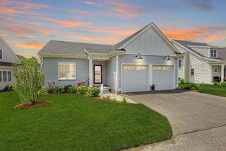 46 Weber Farm Rd 46, Wrentham, MA 02093