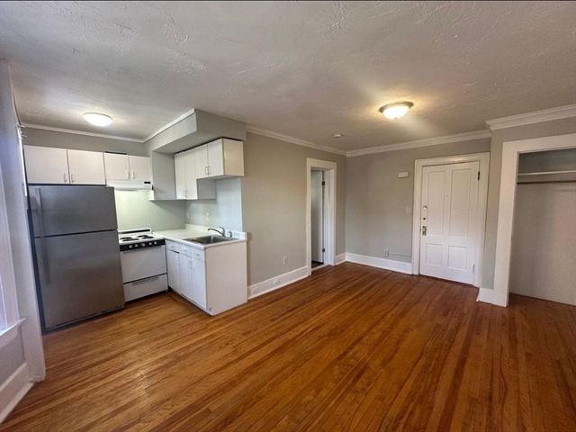 3 Marston, Worcester, MA 01609