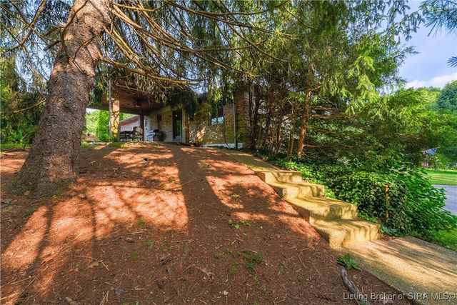 5226 Buck Creek Road, Floyds Knobs, IN 47119