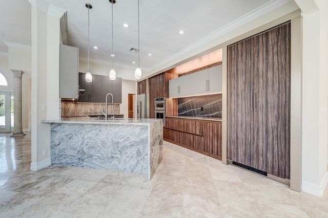 11999 Classic Drive, Coral Springs, FL 33071