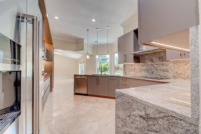 11999 Classic Drive, Coral Springs, FL 33071