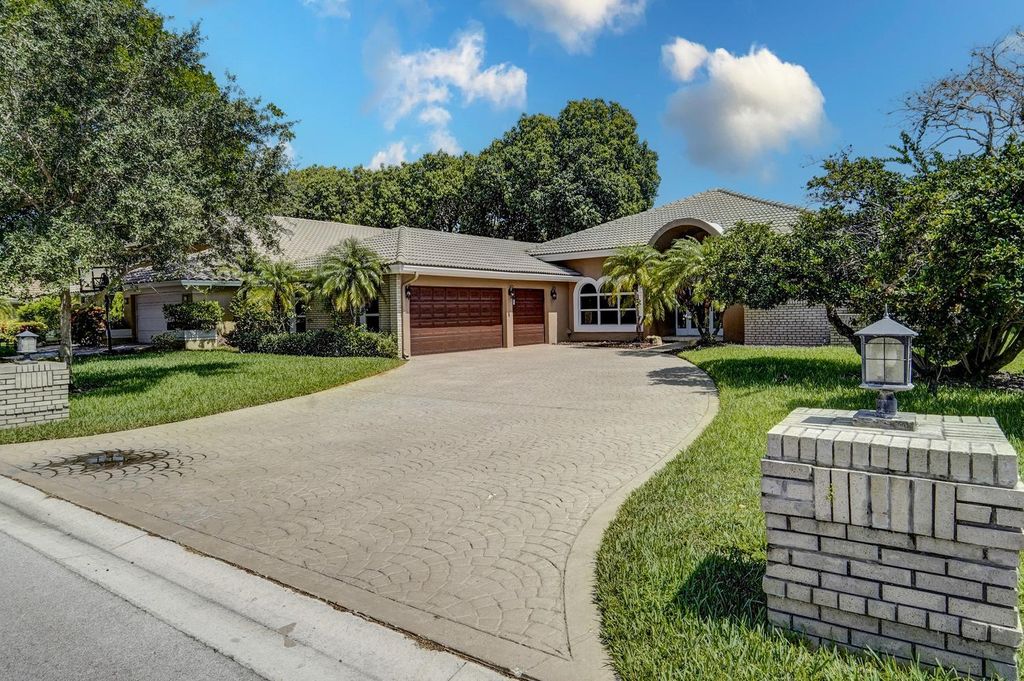 11999 Classic Drive, Coral Springs, FL 33071