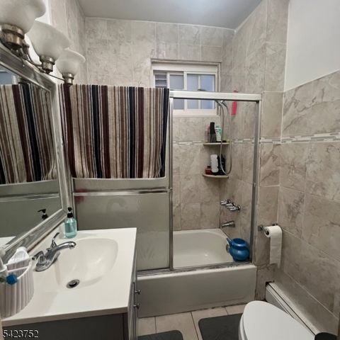 192 Edmund Ave, Paterson City, NJ 07502