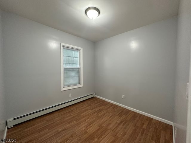 192 Edmund Ave, Paterson City, NJ 07502