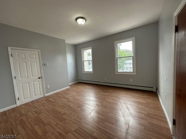 192 Edmund Ave, Paterson City, NJ 07502