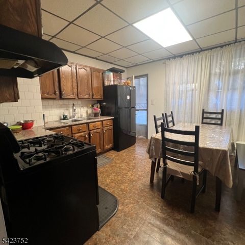 192 Edmund Ave, Paterson City, NJ 07502