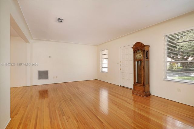 5610 San Vicente St, Coral Gables, FL 33146