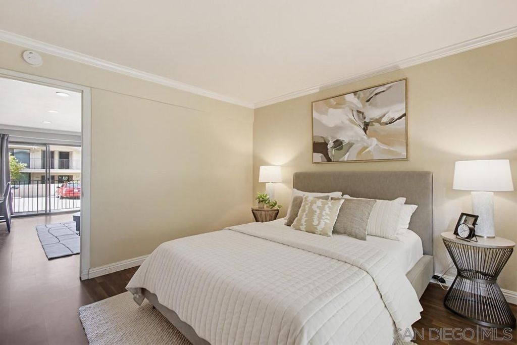 Image 11 of property listing at 4261 5Th, San Diego, CA 92103