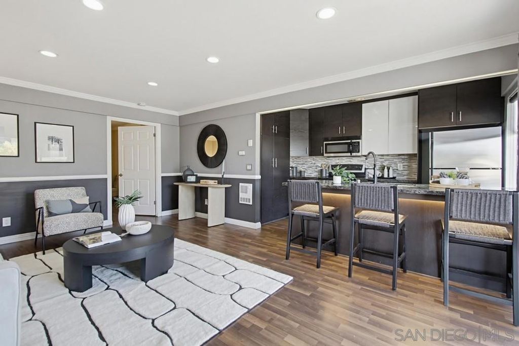 Image 2 of property listing at 4261 5Th, San Diego, CA 92103