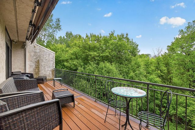 11820 Bren Road, Minnetonka, MN 55343