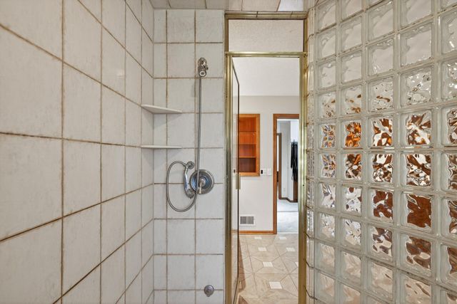 11820 Bren Road, Minnetonka, MN 55343