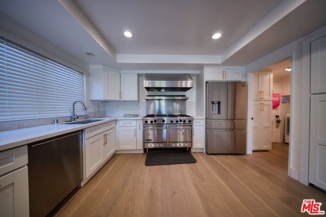 12721 Sanford Street, Los Angeles, CA 90066