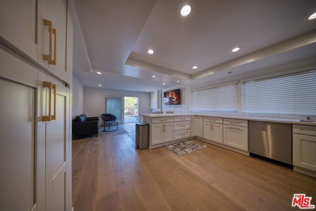 12721 Sanford Street, Los Angeles, CA 90066