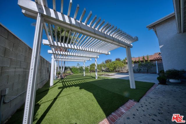 12721 Sanford Street, Los Angeles, CA 90066