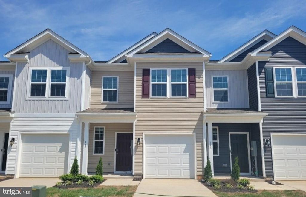 148 RAE CT, Luray, VA 22835
