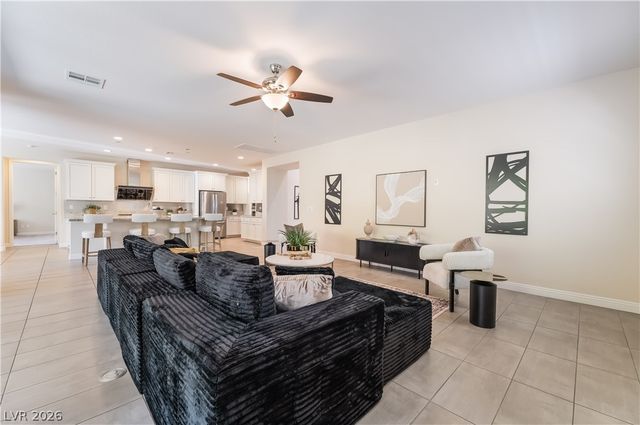 6011 Vista Clara Street Street, Las Vegas, NV 89148