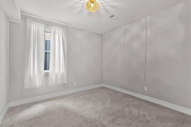 1004 S Harmony Avenue, Blue Springs, MO 64056