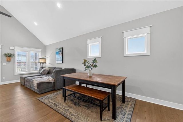 1004 S Harmony Avenue, Blue Springs, MO 64056