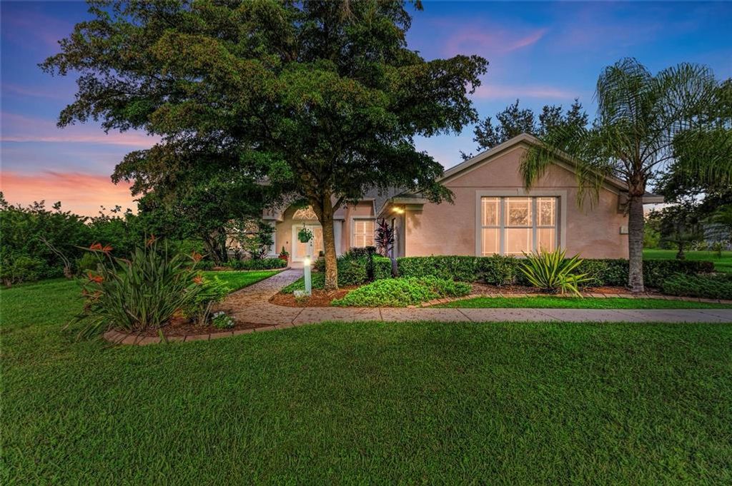 8022 SNOWY EGRET PLACE, Lakewood Ranch, FL 34202