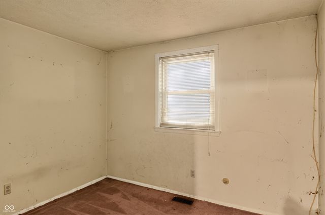 9850 Ellis Drive, Indianapolis, IN 46235