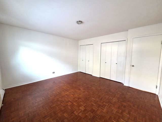6921 N Ashland Boulevard 1B, Chicago, IL 60626