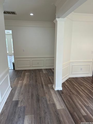 10463 Trailway Oak, San Antonio, TX 78240