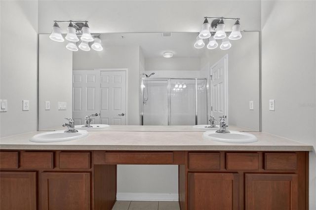 2005 RIVER TURIA CIRCLE, Riverview, FL 33578