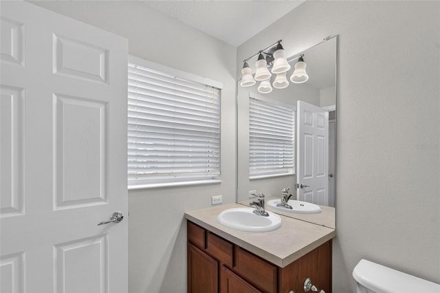2005 RIVER TURIA CIRCLE, Riverview, FL 33578