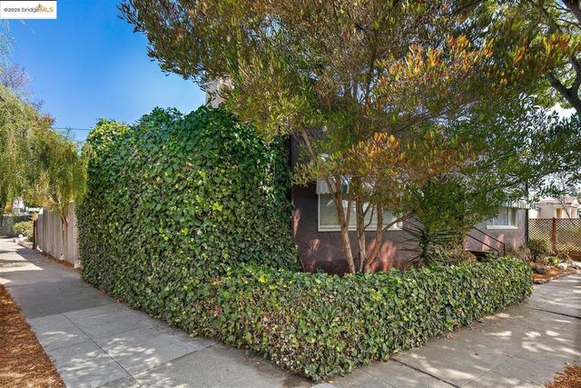 2201-2203 Spaulding Ave, Berkeley, CA 94703