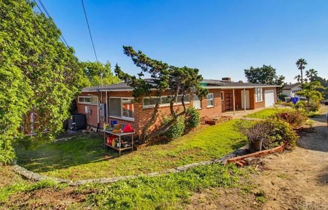 7098 Neri Drive, La Mesa, CA 91942